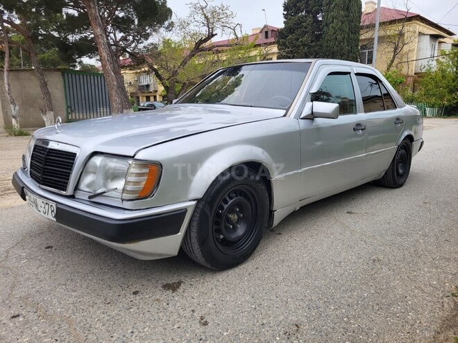 Mercedes E 220-14