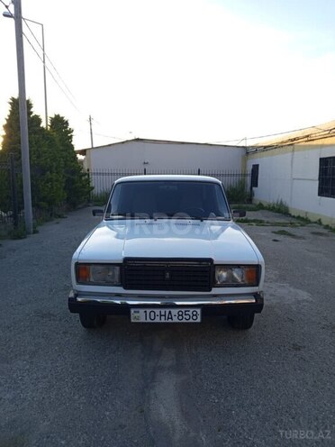 LADA (VAZ) 2107-1
