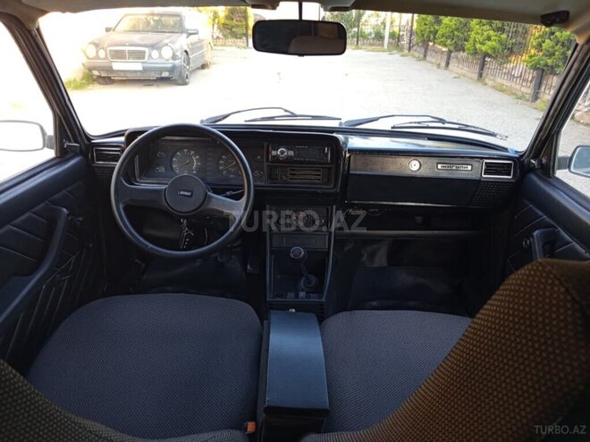 LADA (VAZ) 2107-5