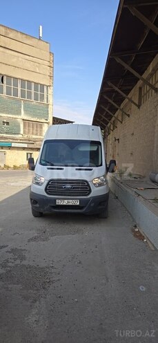 Ford Transit-1