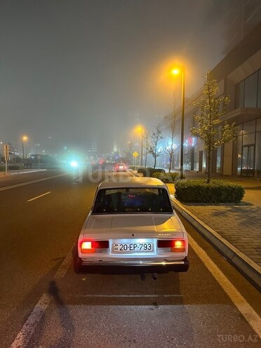 LADA (VAZ) 2107-4