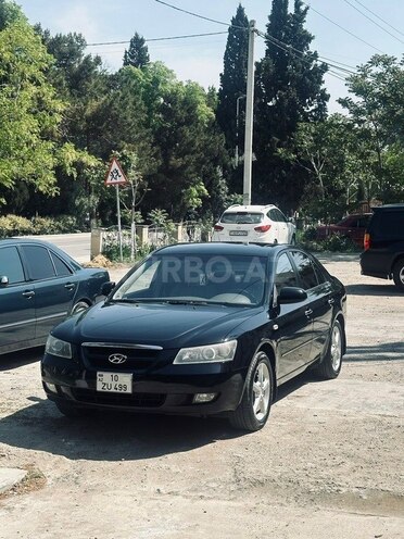 Hyundai Sonata-1