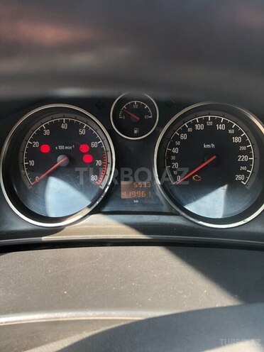 Opel Astra-7