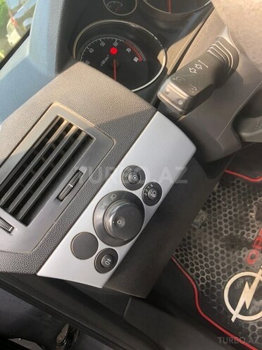 Opel Astra-8