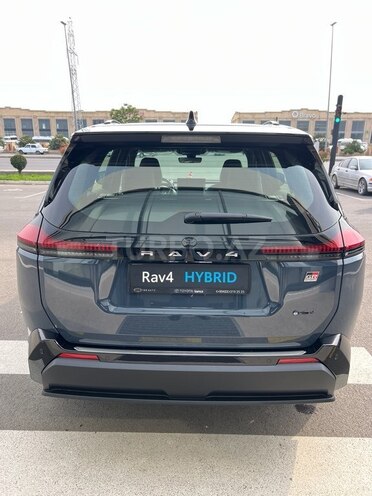 Toyota RAV4-6