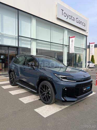 Toyota RAV4-3