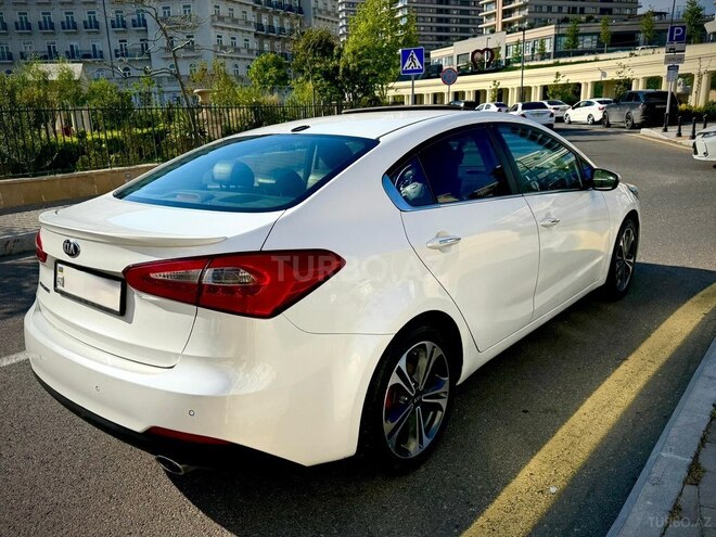 Kia Cerato-7