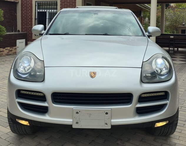 Porsche Cayenne S-1