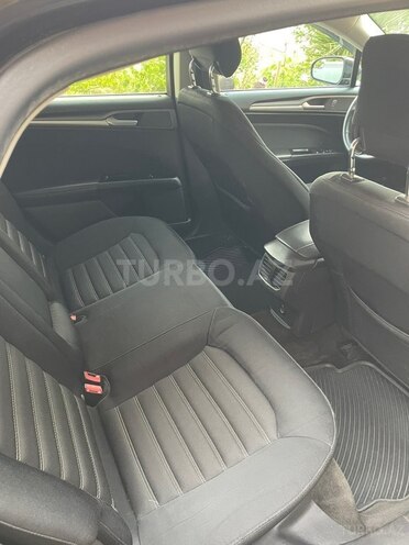 Ford Fusion (North America)-8