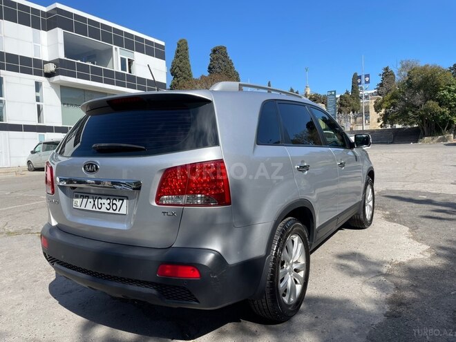 Kia Sorento-9