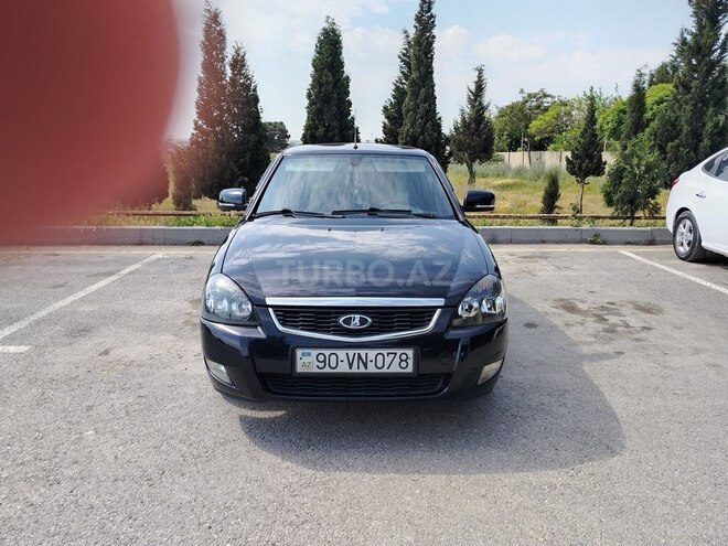 LADA (VAZ) Priora-1