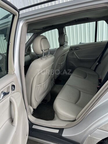 Mercedes C 220-10