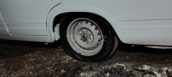 LADA (VAZ) 2107-2