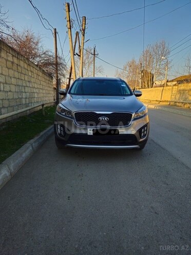 Kia Sorento-1