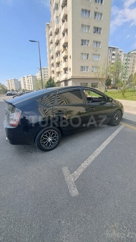 Toyota Prius-3