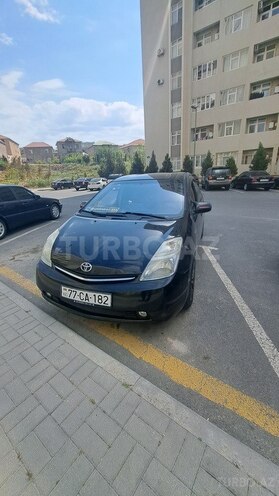 Toyota Prius-1