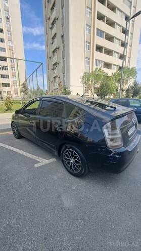 Toyota Prius-4
