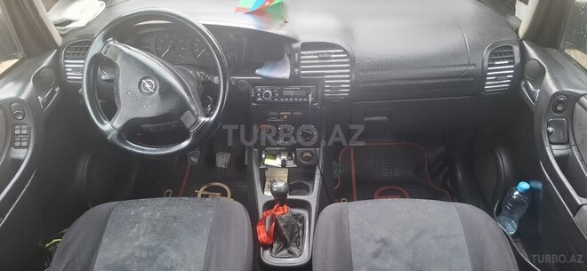 Opel Zafira-6