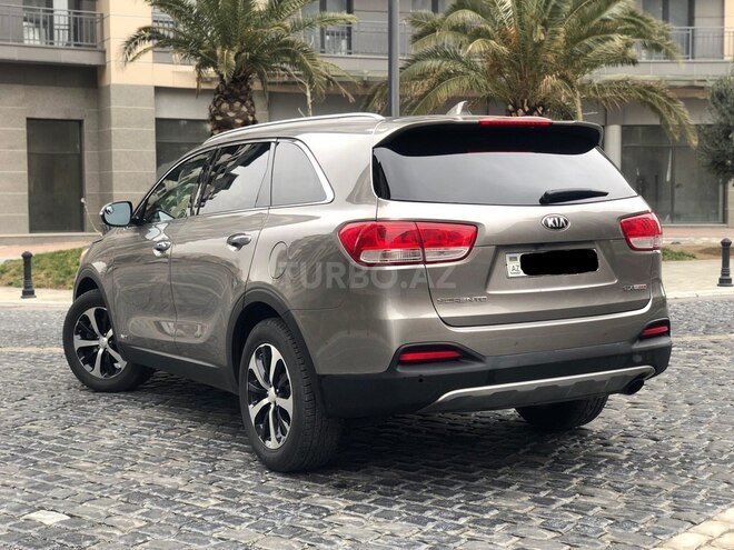 Kia Sorento-4