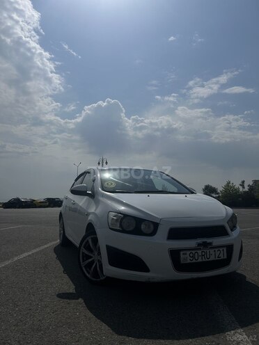 Chevrolet Aveo-1