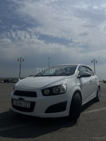 Chevrolet Aveo-8