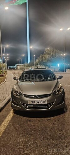 Hyundai Elantra-1