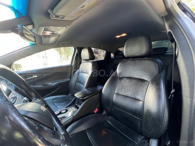 Chevrolet Malibu-5