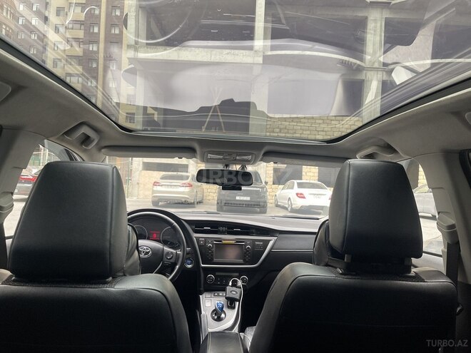 Toyota Auris-6