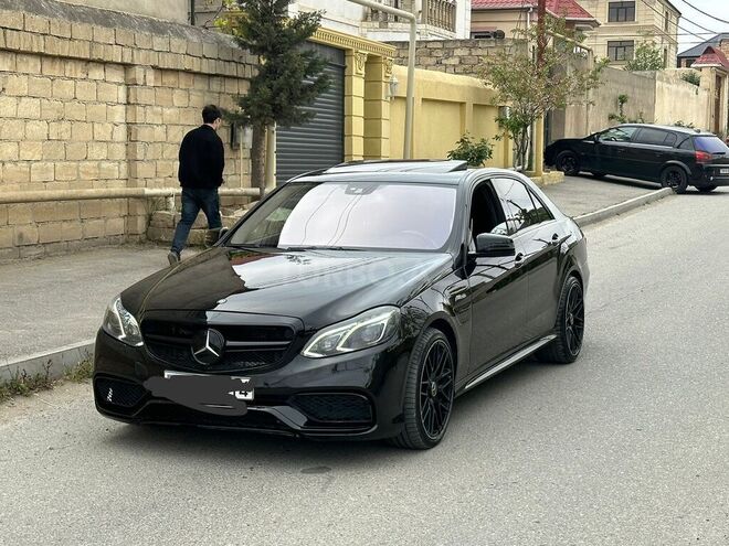 Mercedes E 350-1
