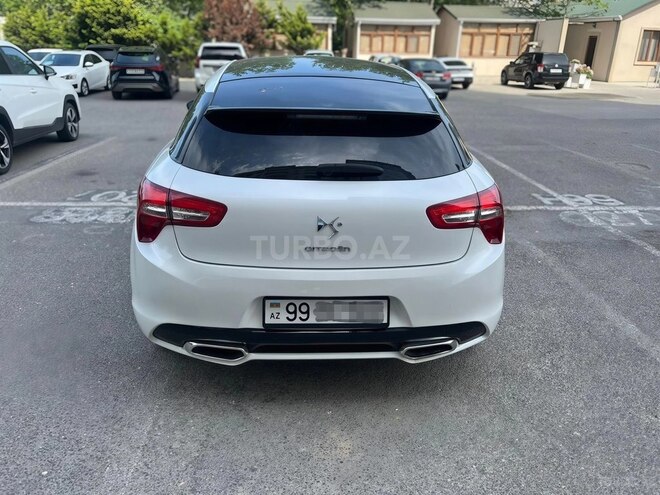 Citroen DS5-2