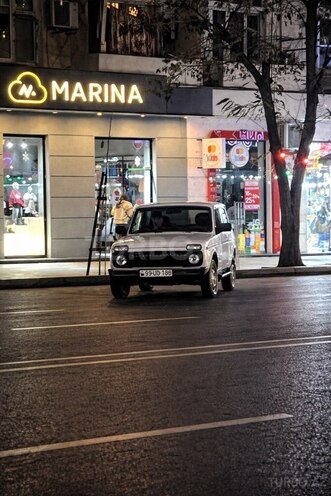 LADA (VAZ) Niva-3