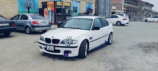 BMW 318-9