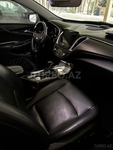 Chevrolet Malibu-6