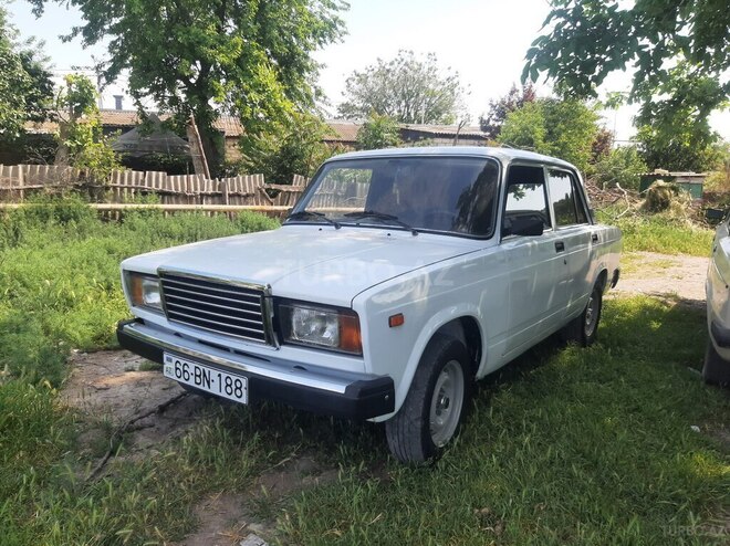 LADA (VAZ) 2107-3
