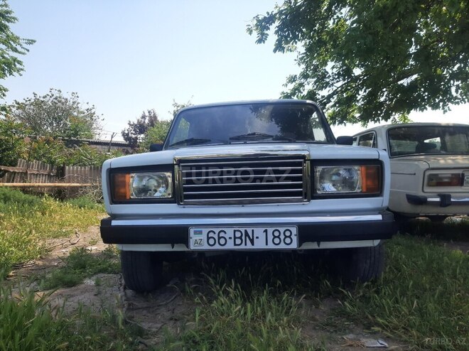 LADA (VAZ) 2107-5