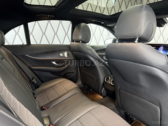 Mercedes E 300 de 4MATIC 2020, 110,000 km - 2.0 л - Bakı
