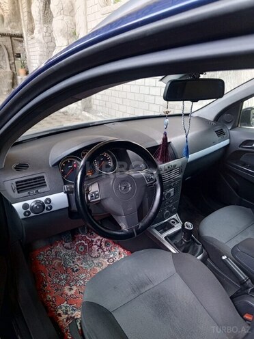 Opel Astra-12