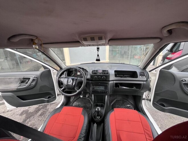 Skoda Fabia-7