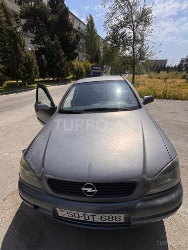 Opel Astra-11