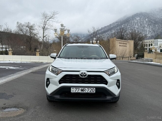 Toyota RAV4-7