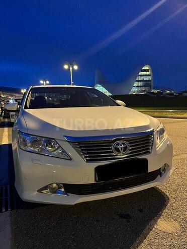 Toyota Camry-1