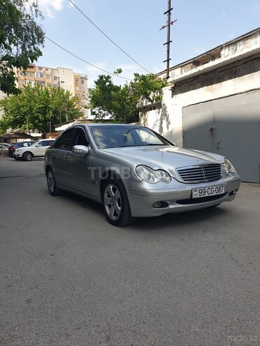Mercedes C 200-12