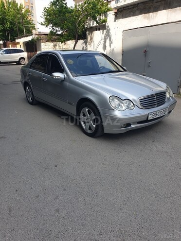 Mercedes C 200-10