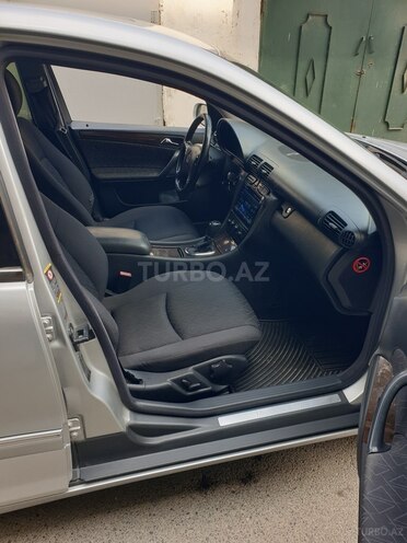 Mercedes C 200-7