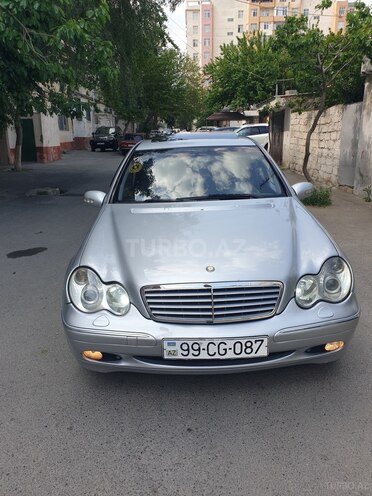 Mercedes C 200-2