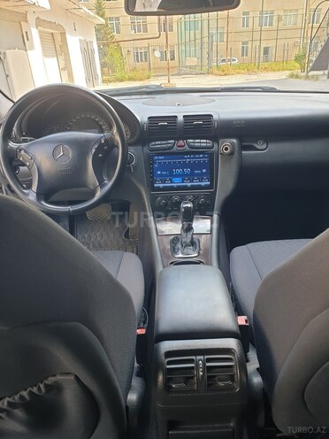 Mercedes C 200-4