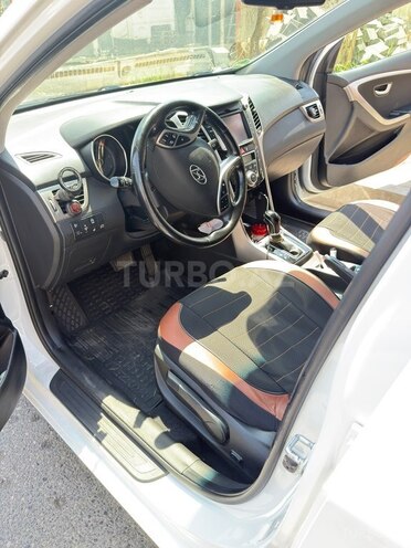 Hyundai i30-9