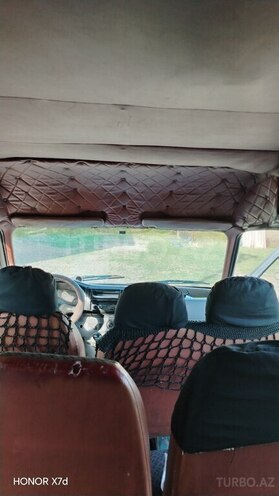 Ford Transit-5