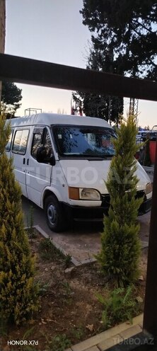 Ford Transit-7