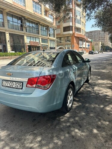 Chevrolet Cruze-4